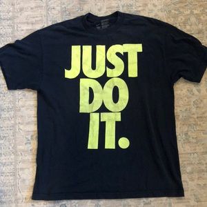 Nike T-shirt